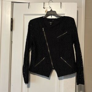 Lace lined short jacket